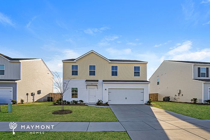 1st image of 463 Navona Dr