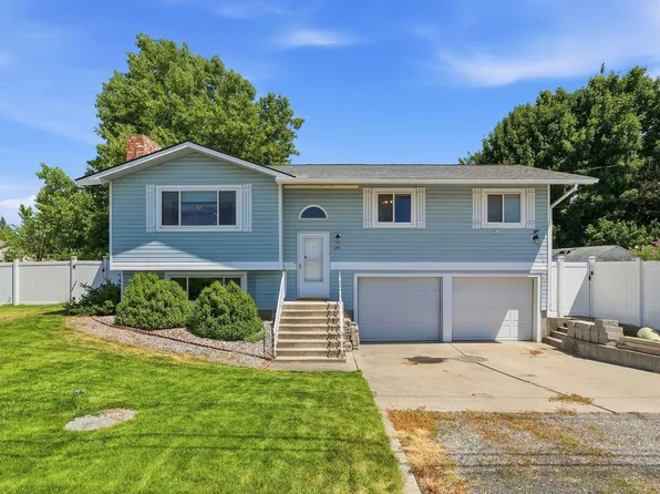 211 S Barker Rd, Greenacres, WA 99016