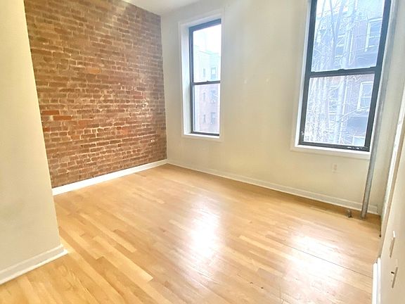 5th image of 433 E 80th St APT 17