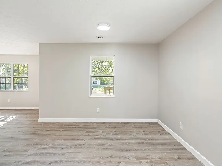 6941 Crusero Ln — Photo 12