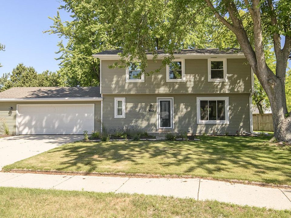 1st image of 519 Greenfield DRIVE