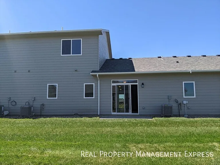 5414 S Dubuque Ave — Photo 17
