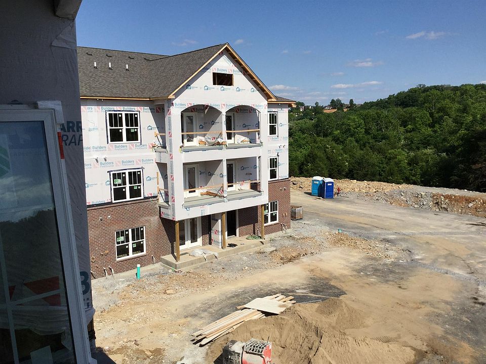 2nd image of 934 Governors Court 308