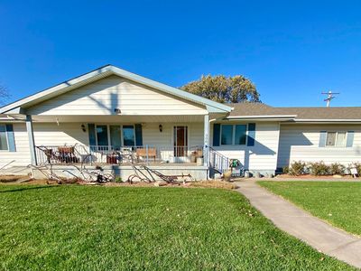 306 E 7th St, Hoisington, KS, 67544