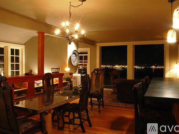 2nd image of 604 W Kinnear Pl Penthouse 604