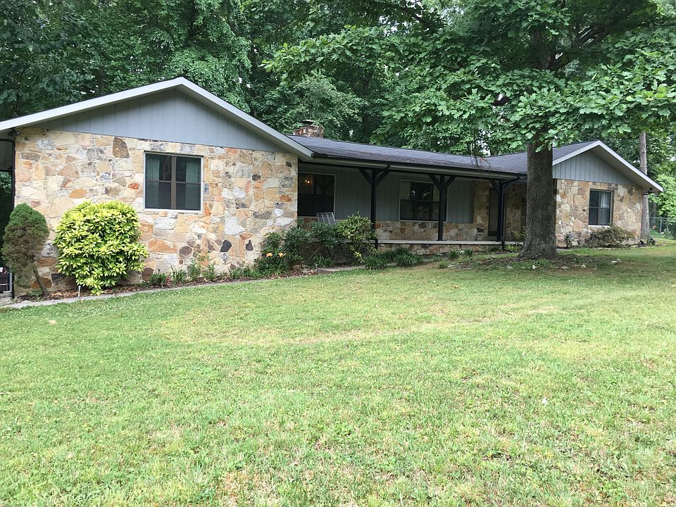 1st image of 104 Redwood Dr