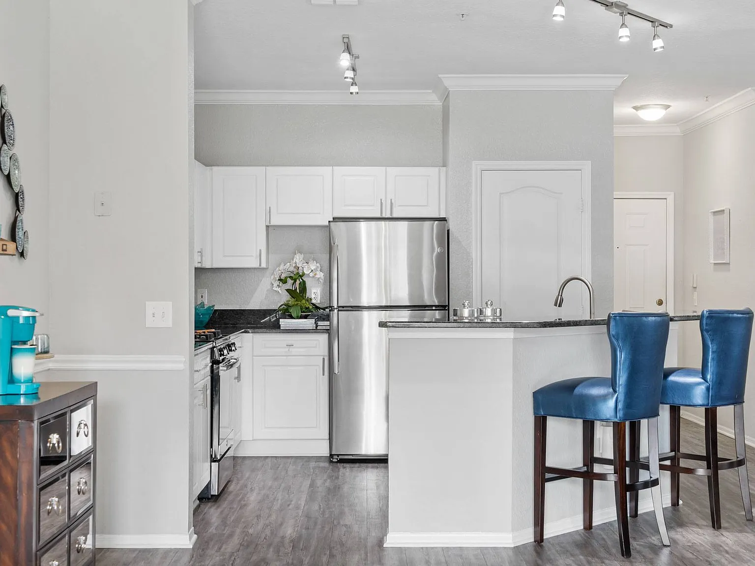 The Grand Reserve at Tampa Palms Apartments — Photo 2