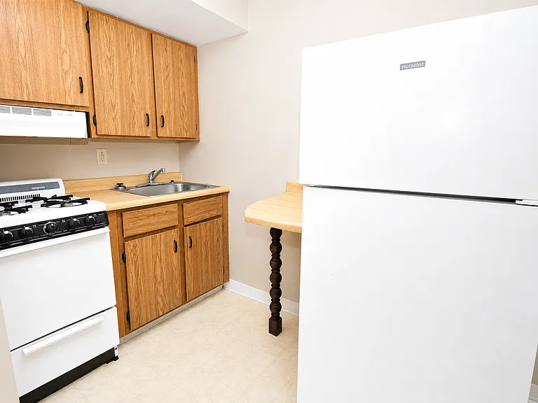 243 Moon Clinton Rd — Photo 3