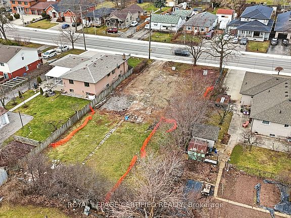 5th image of 290 Dewitt Rd #1