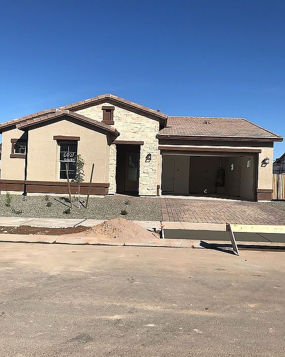 1st image of 23040 E Orchard Ln