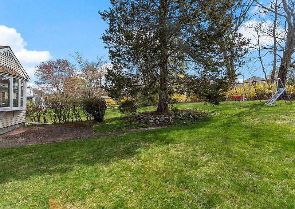 3 Melo Rd Woburn MA Zillow