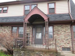 5406 W McKinley Ave, Milwaukee, WI 53208