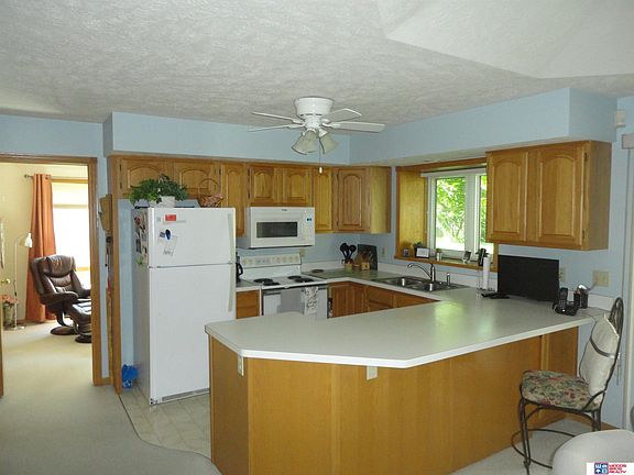 5th image of 2509 S 60th St #13