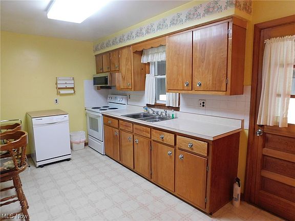 5th image of 5285 Alva Ave NW