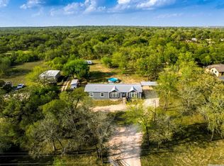 1200 Spur Rdg, San Antonio, TX 78264