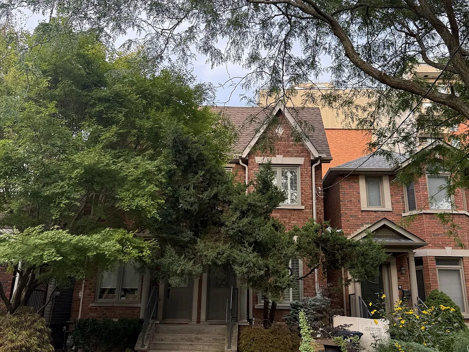 105A Gough Ave