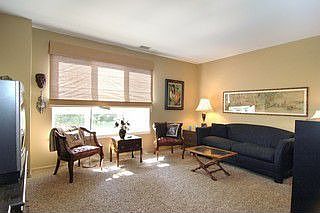 5th image of 3100 Lexington Ln APT 106