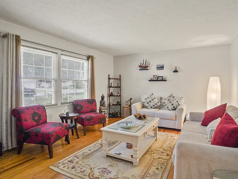 2490 Coronado Ave — Photo 12