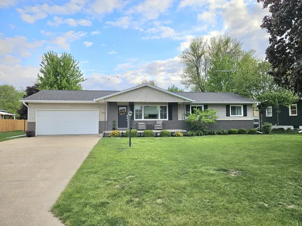 104 6th St, Durant, IA 52747