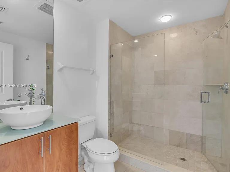 315 NE 3rd Ave #1805 — Photo 23