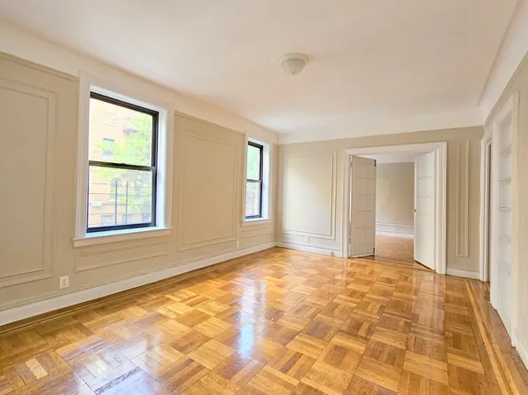 838 West 176th Street image 3 of 13