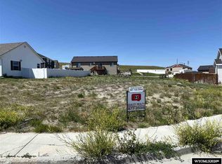 120 Blue Grass Ln, Kemmerer, WY 83101