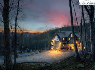 34 Sky Rock Dr, Banner Elk, NC 28604