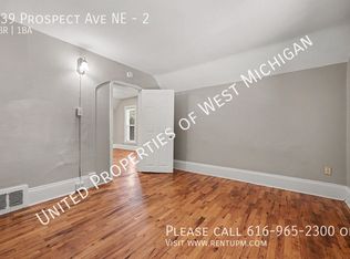 939 Prospect Ave NE #2, Grand Rapids, MI 49503