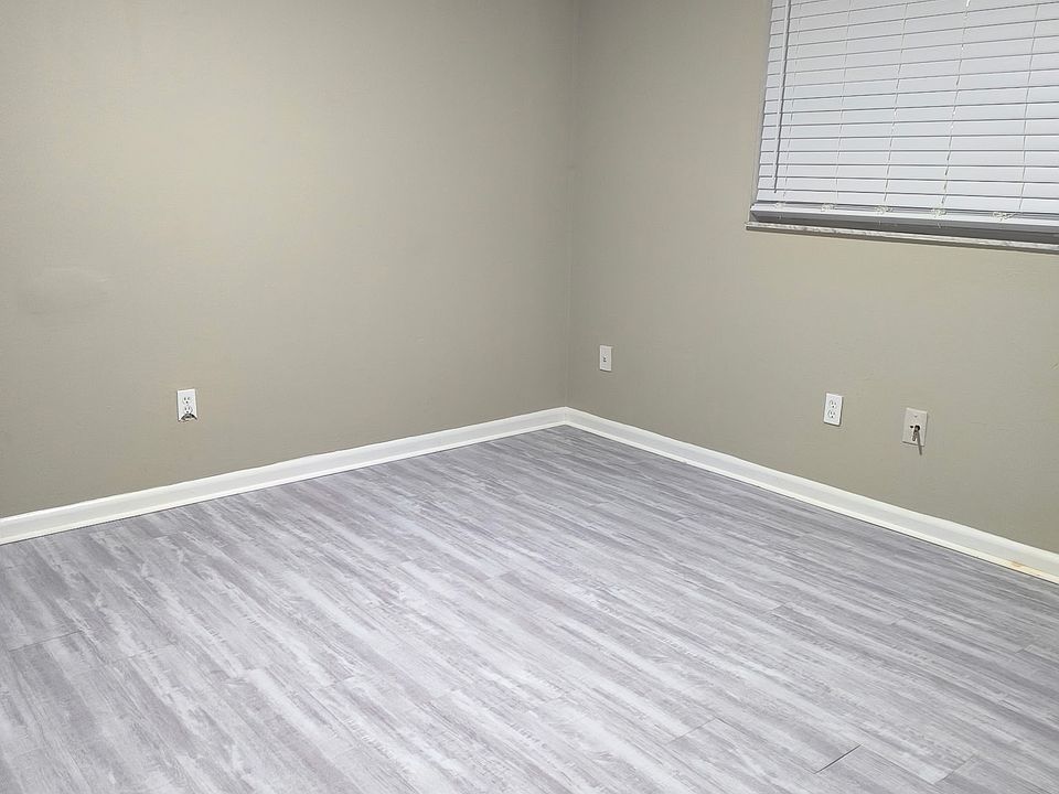 1st image of 1538 Powder Ave