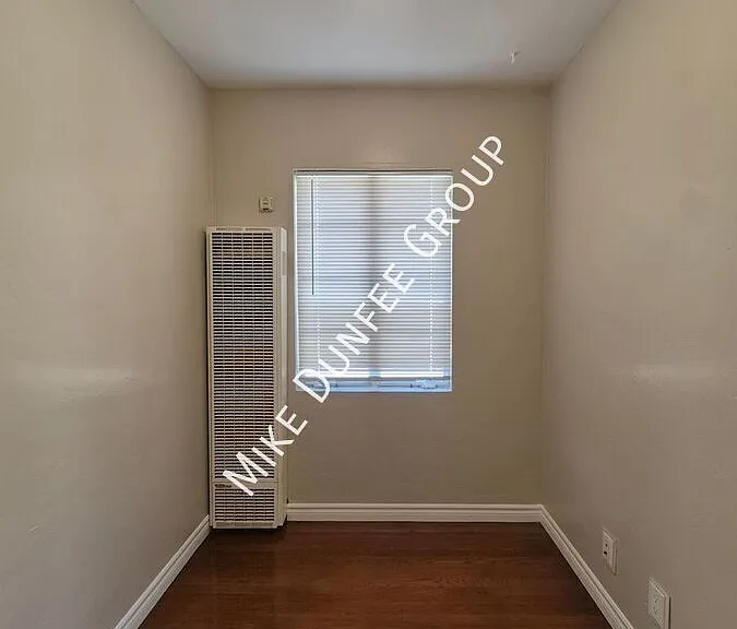 1149 E 1st St #K — Photo 4