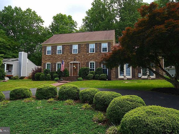 2nd image of 3210 Aquia Dr
