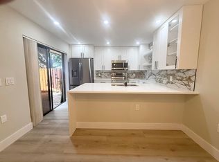 205 Charter Way, West Palm Beach, FL 33407