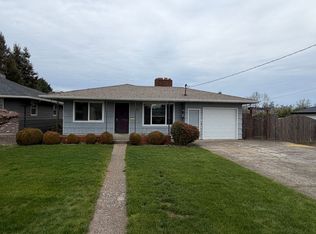 696 SE Miller Ave, Dallas, OR