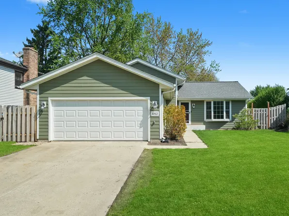 1012 Concord Dr, Bartlett, IL 60103