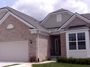2063 Castello Cir, Ann Arbor, MI 48108