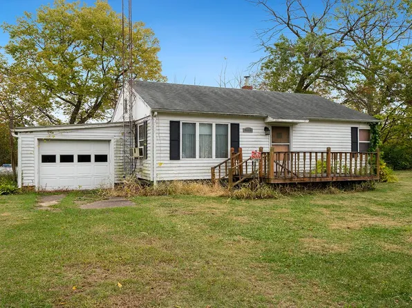 5099 S Hidden Heights Rd, Oregon, IL 61061