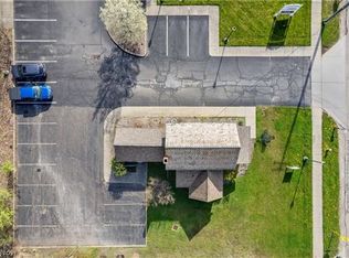 311 E Garfield Rd, Aurora, OH 44202