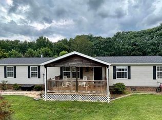 390 Rab Rd, Purlear, NC 28665