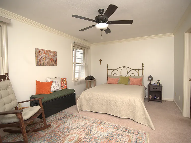 Primary Bedroom With Walk in Closet
12'x16'