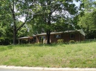 830 Sunset Dr, Graham, NC 27253