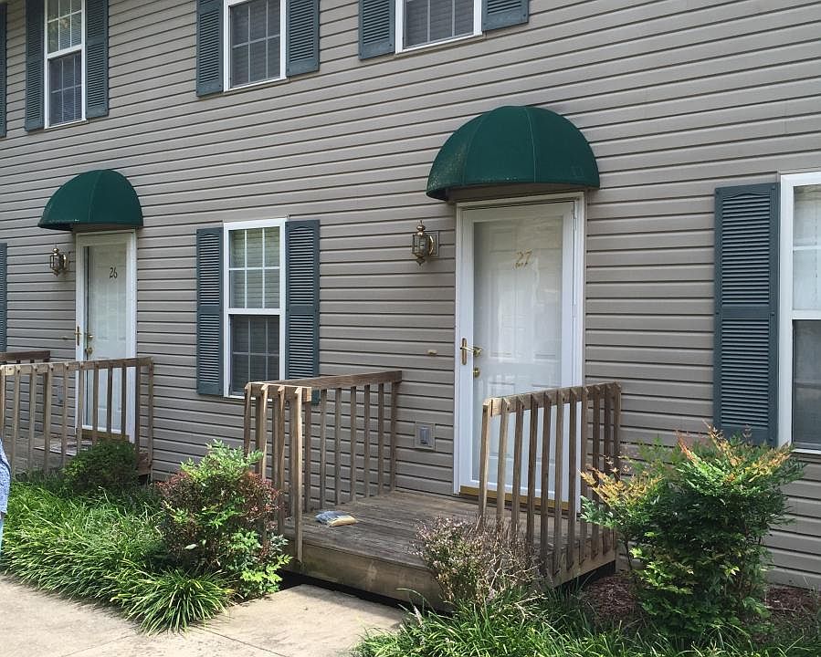 1st image of 27 Lake Village Ct #27