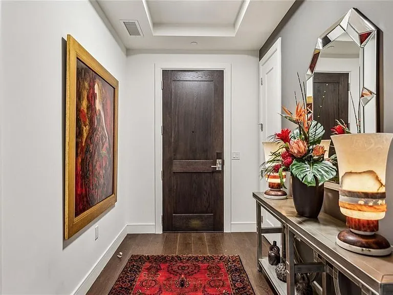 2520 Peachtree Rd #602 — Photo 2