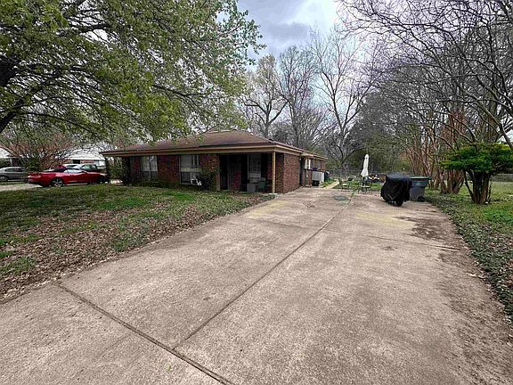 2nd image of 3034/3036 Lynchburg St
