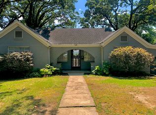 530 Skyline Dr, North Little Rock, AR 72116