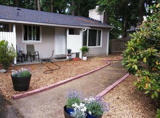 15602 SE 24th St, Bellevue, WA 98008