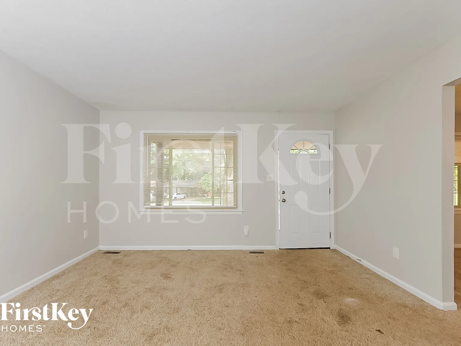 3 bed, 2.0 bath, 1372 sqft, $1,470 — Photo 4