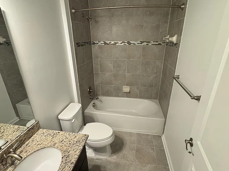 19501 Vaughn Landing Dr — Photo 18