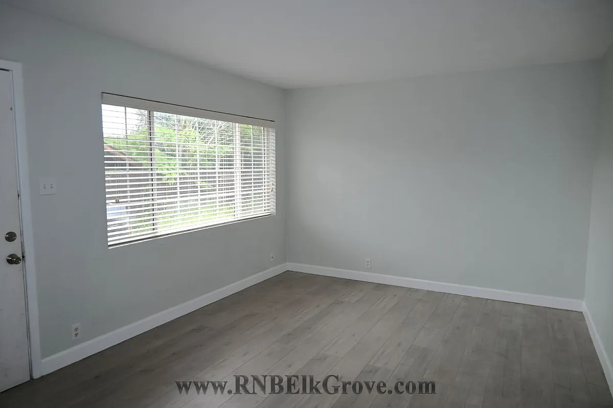 Building Photo - 3600 26th Ave #A