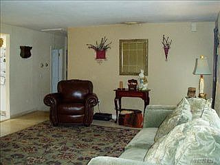 4th image of 16 19th Ave