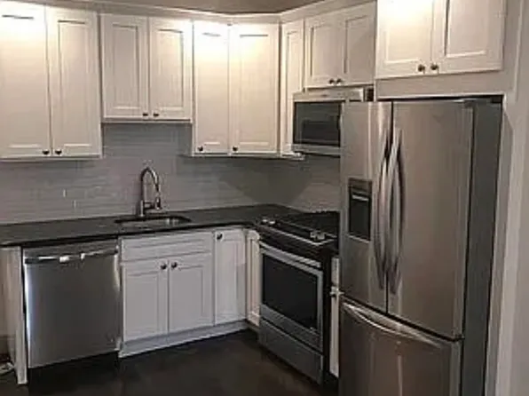 172 Union Street image 1 of 10